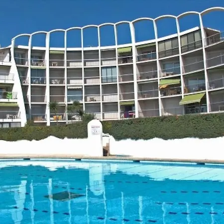 L'iliade - 4 Pers - 50 M Des Plages