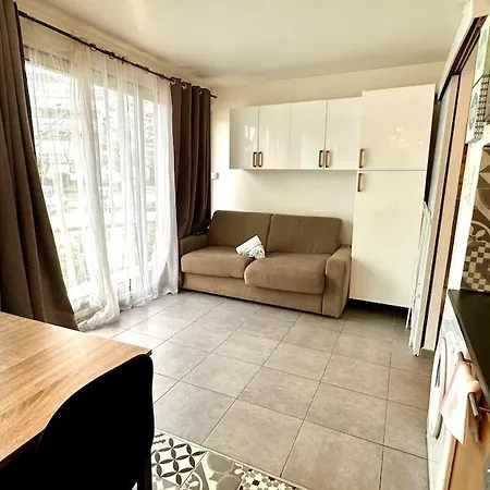 L'iliade - 4 Pers - 50 M Des Plages